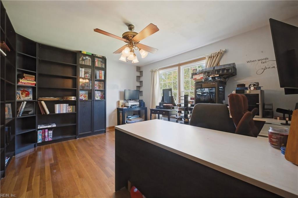 512 Timberneck Ct Property Photo 21