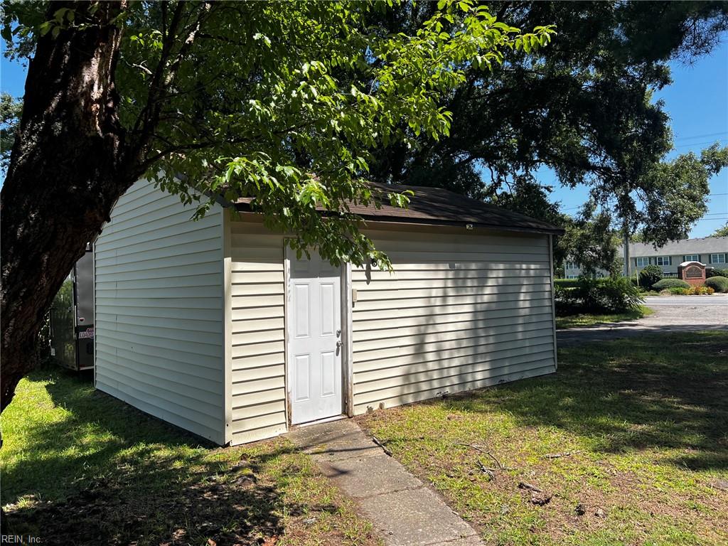 2566 Campostella Rd Property Photo 2