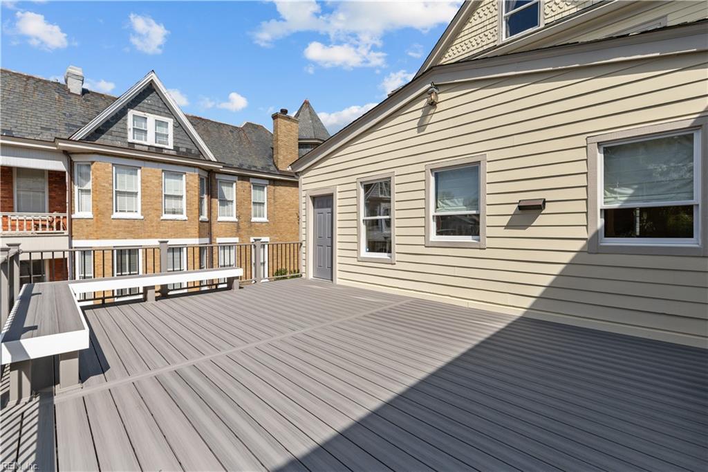 400 Court St Property Photo 23