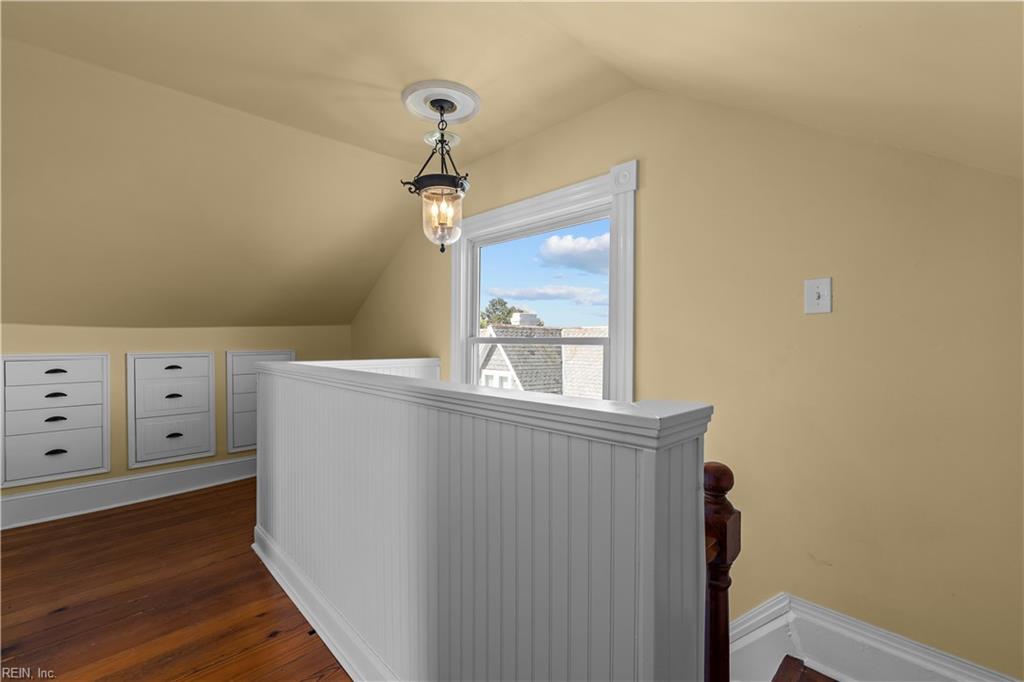 400 Court St Property Photo 30