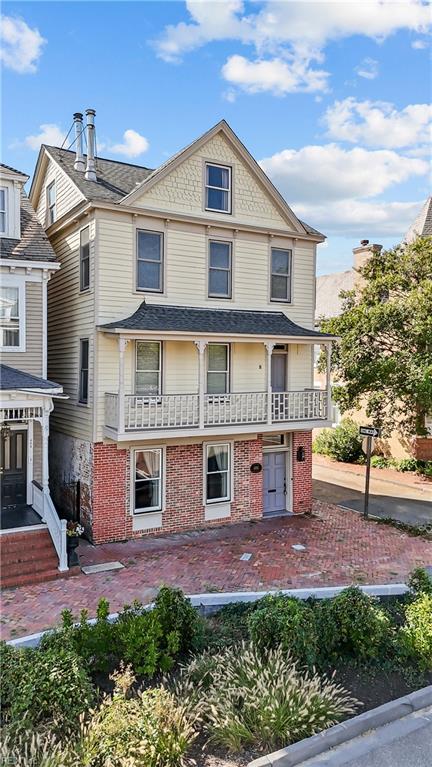400 Court St Property Photo 39
