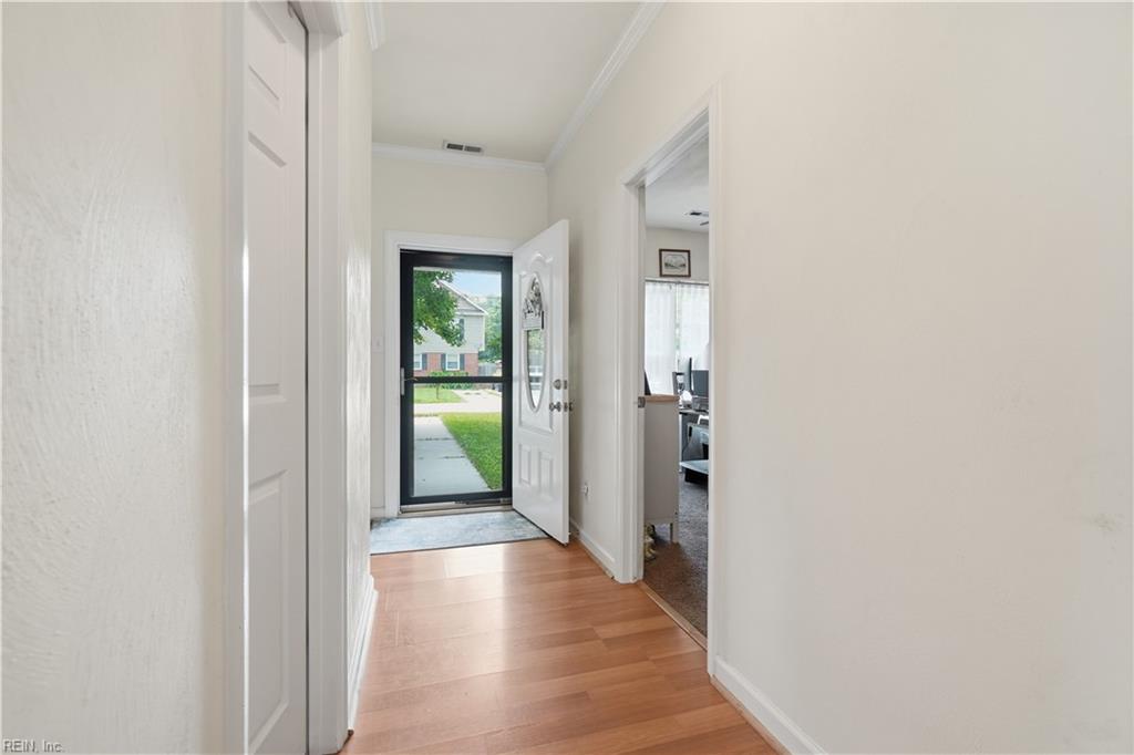 1332 Hazel Ave Property Photo 2