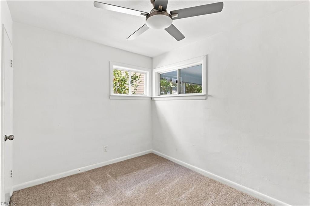1313 Paul St Property Photo 22