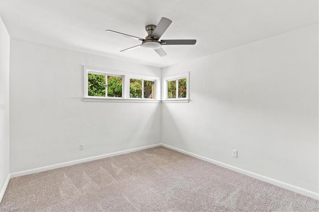 1313 Paul St Property Photo 24