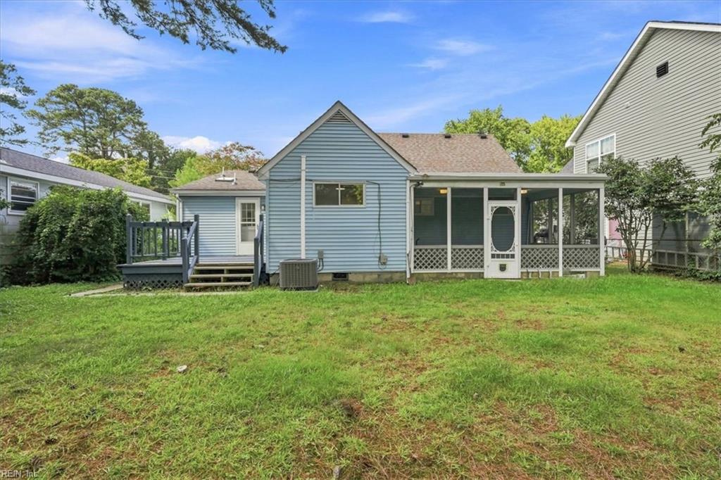 1313 Paul St Property Photo 31