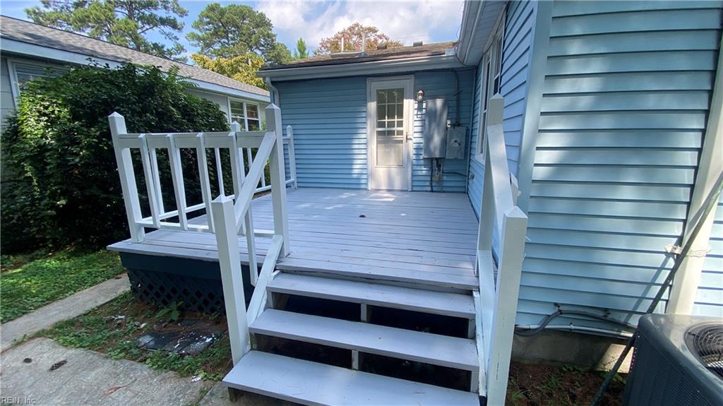 1313 Paul St Property Photo 33