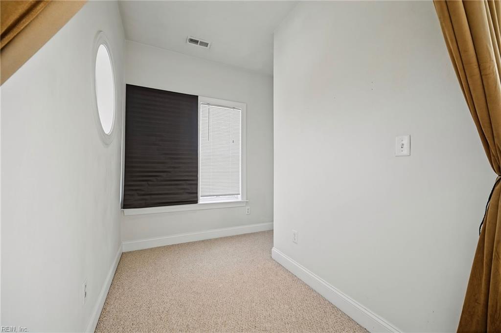 9545 20th Bay St Property Photo 25