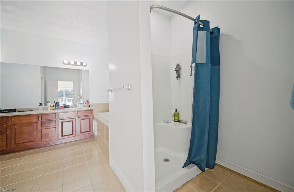 9545 20th Bay St Property Photo 30