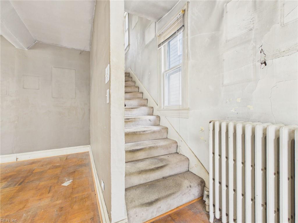 534 Virginia Ave Property Photo 8