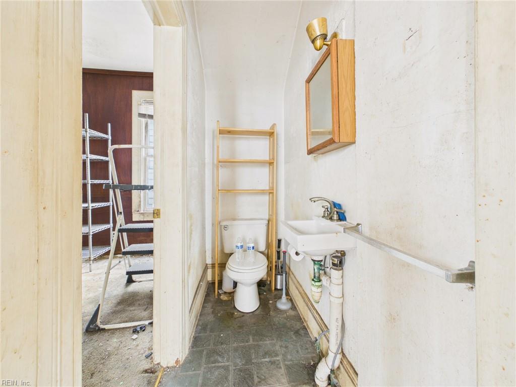 534 Virginia Ave Property Photo 15
