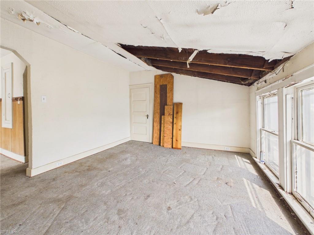 534 Virginia Ave Property Photo 34