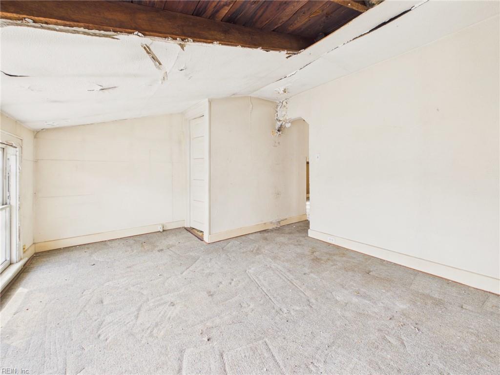 534 Virginia Ave Property Photo 35