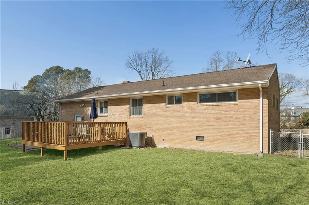 118 Winston Dr Property Photo 31