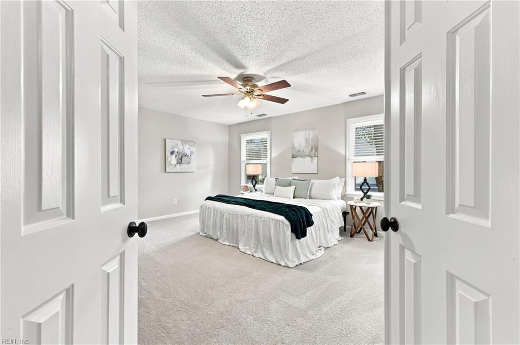 2009 Thoroughbred Dr Property Photo 26