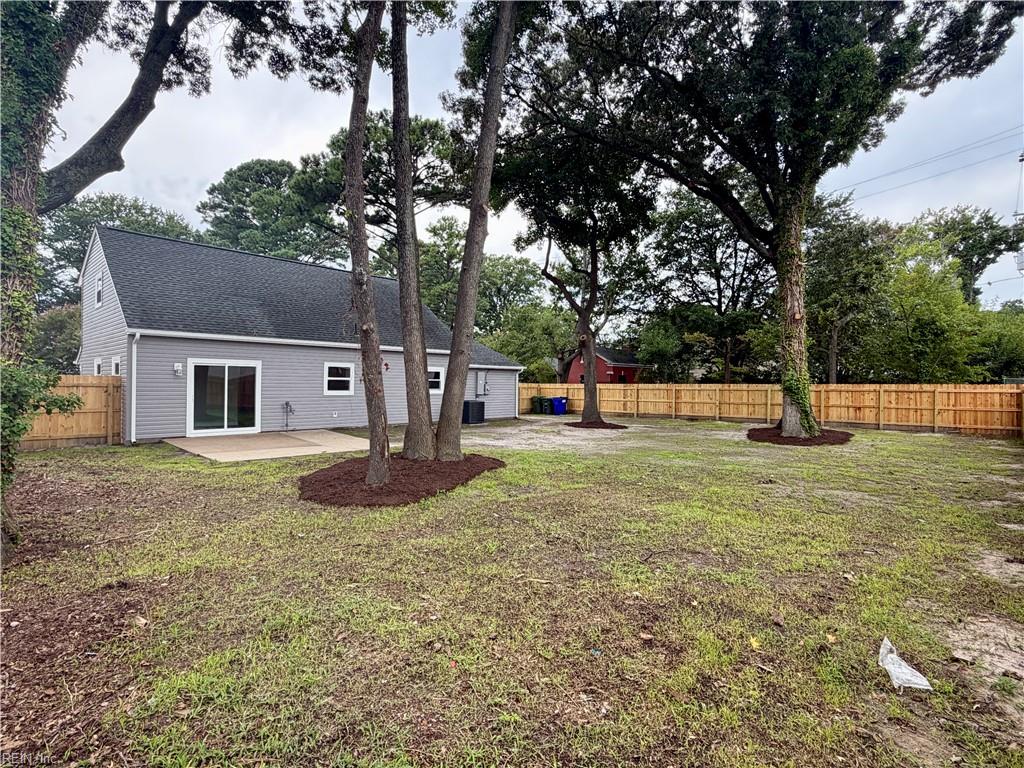 1772 Kingsway Rd Property Photo 25