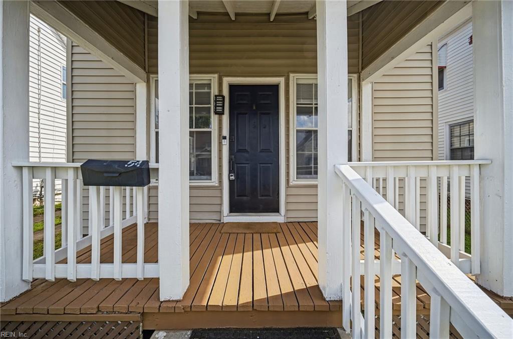54 Hobson St Property Photo 3