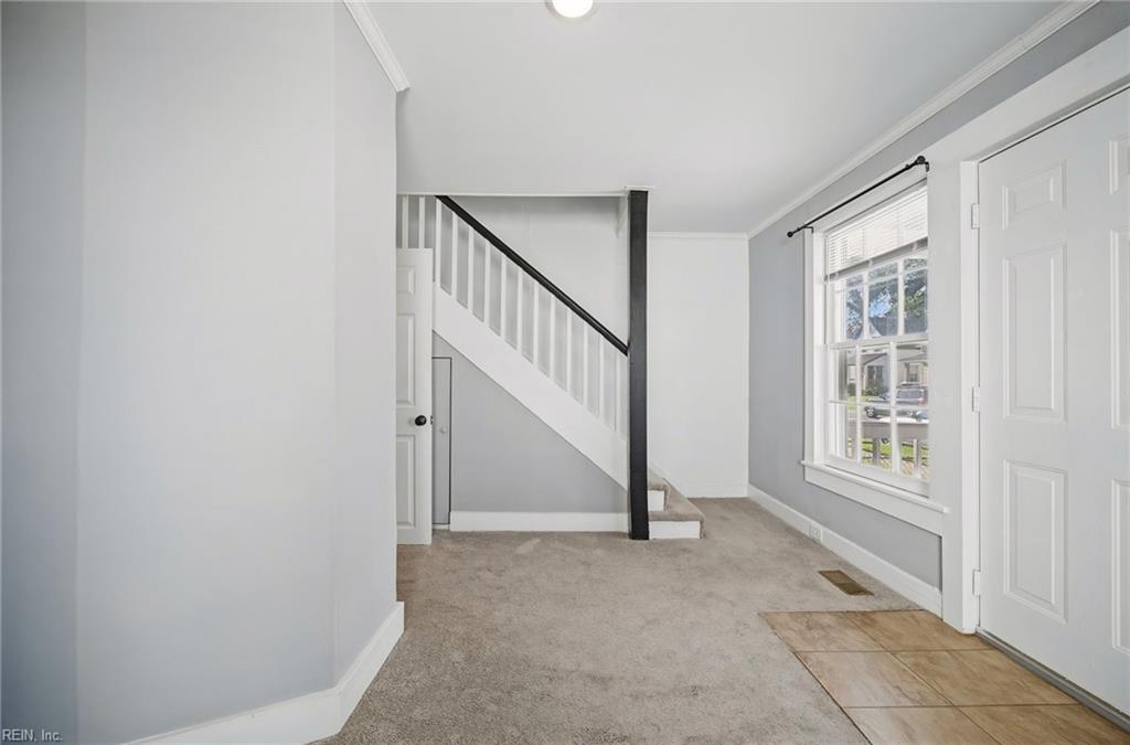 54 Hobson St Property Photo 6