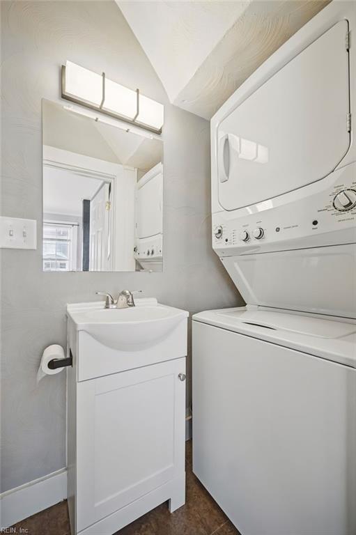 54 Hobson St Property Photo 17