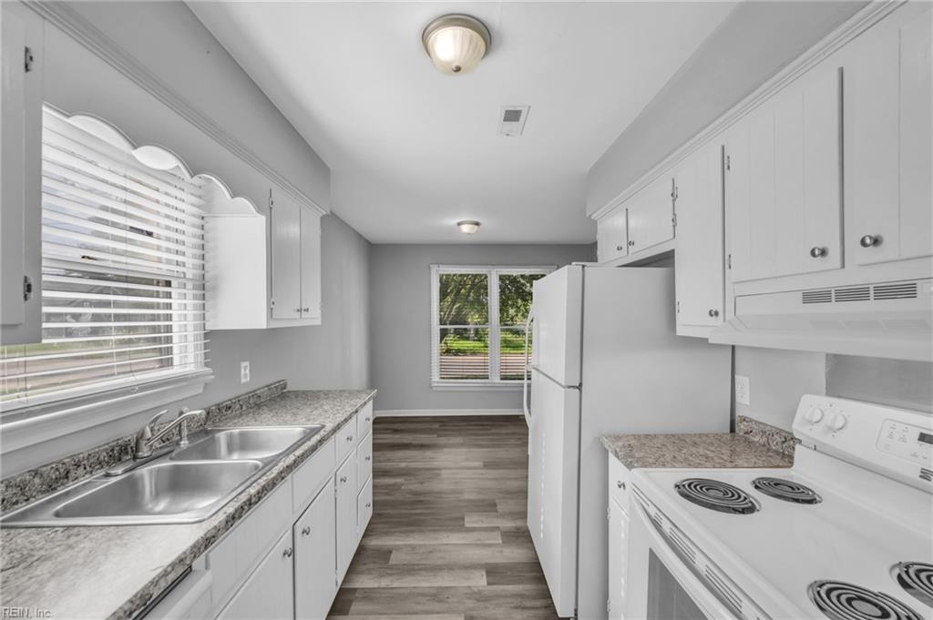 4415 King St Property Photo 5