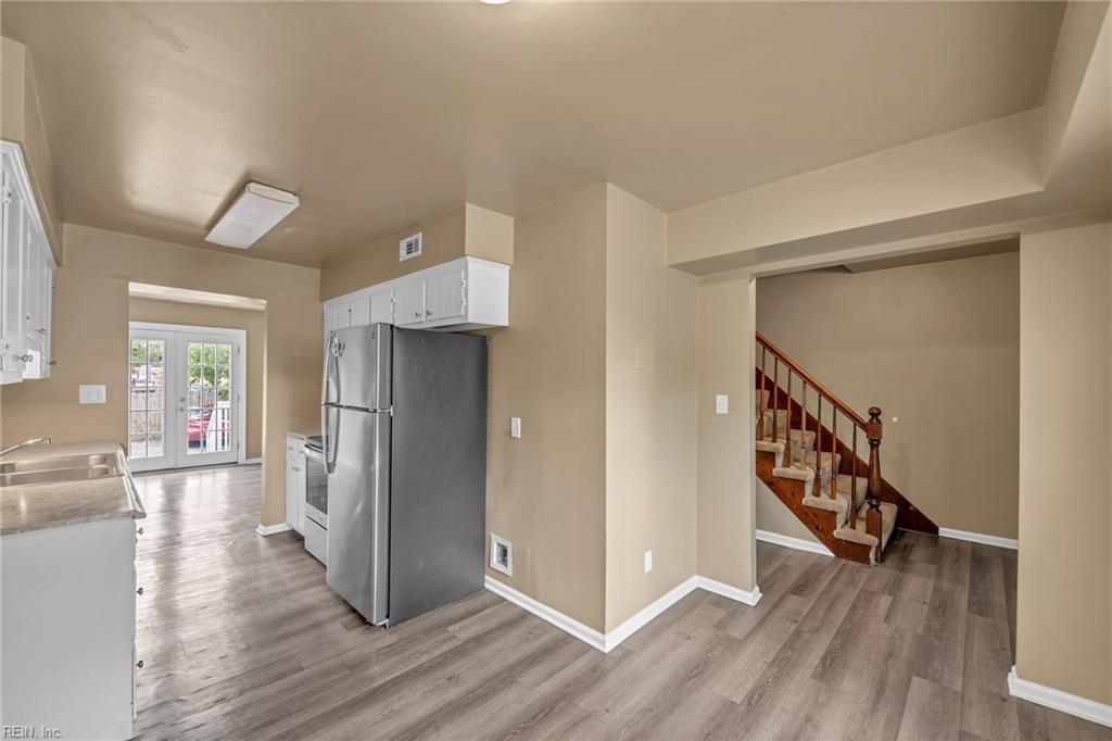 4413 King St Property Photo 4