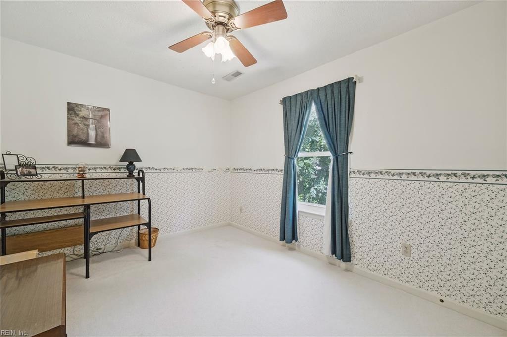 211 Woodburn Dr Property Photo 19