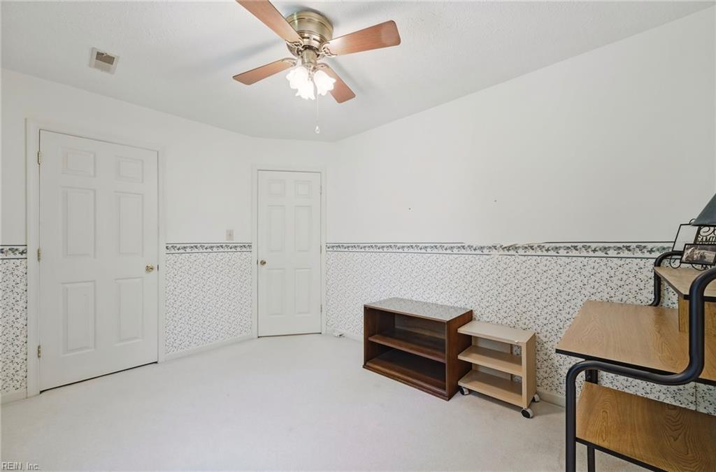 211 Woodburn Dr Property Photo 20
