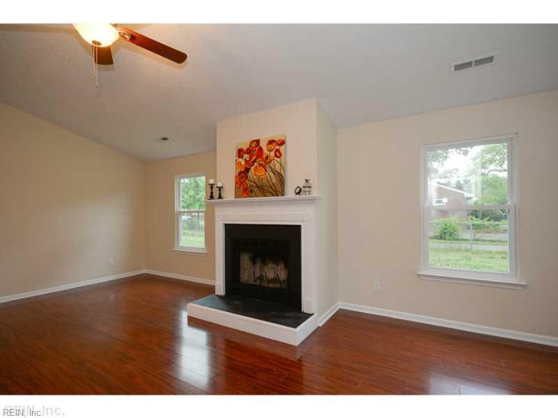 5212 Kennebeck Ave Property Photo 4