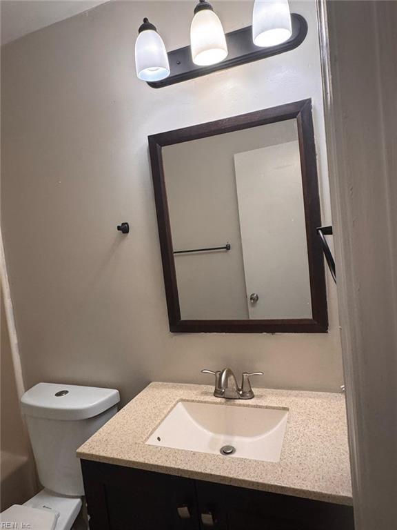 5212 Kennebeck Ave Property Photo 10
