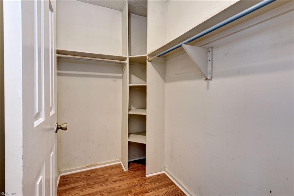 100 Windsor Ln Property Photo 10