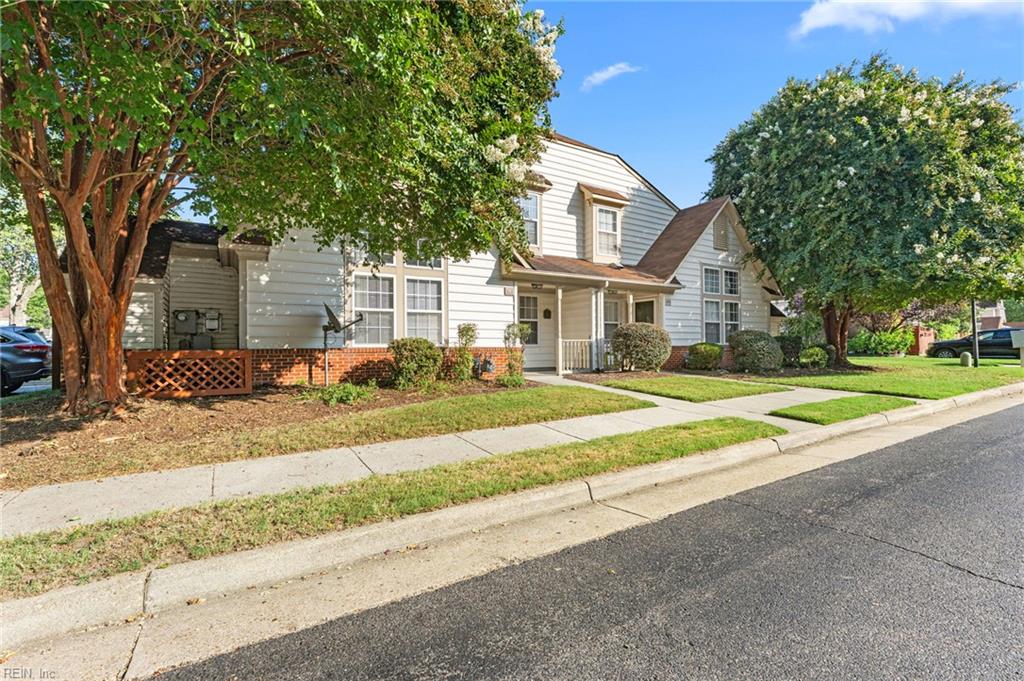 141 Post Oak Rd Property Photo 2