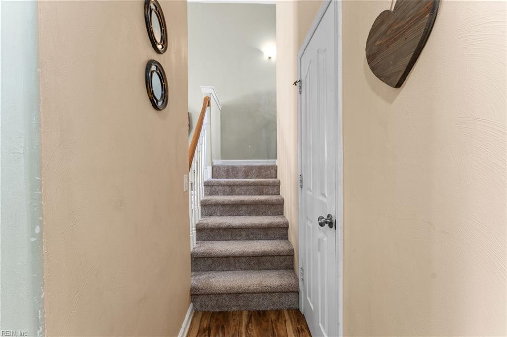 141 Post Oak Rd Property Photo 24