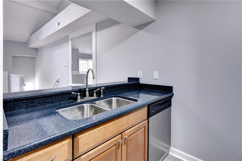 209 Quarter Trl Property Photo 12