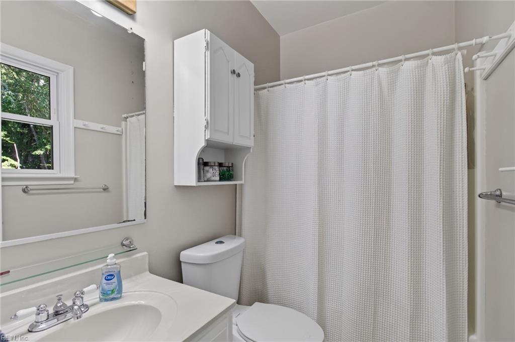 404 Creekwood Dr Property Photo 24