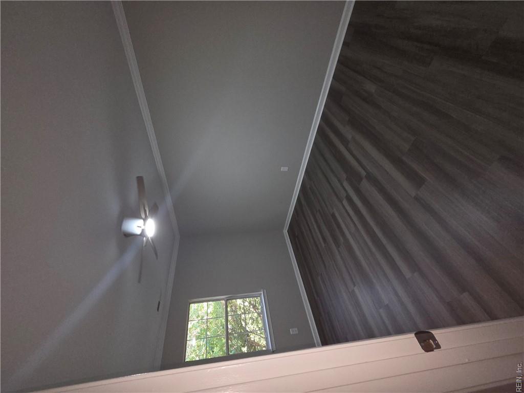 1319 Laurel Ave Property Photo 12
