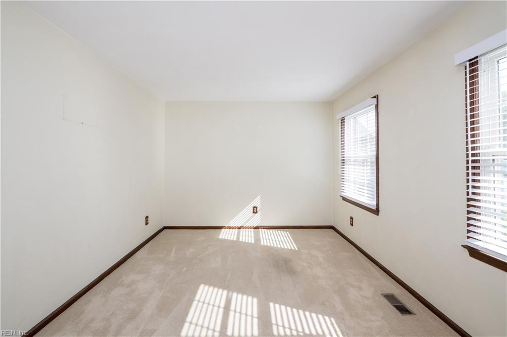 600 Pintail Ln Property Photo 4