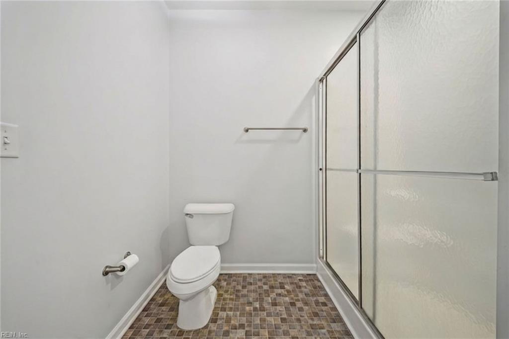 1561 Rollesby Way Property Photo 8