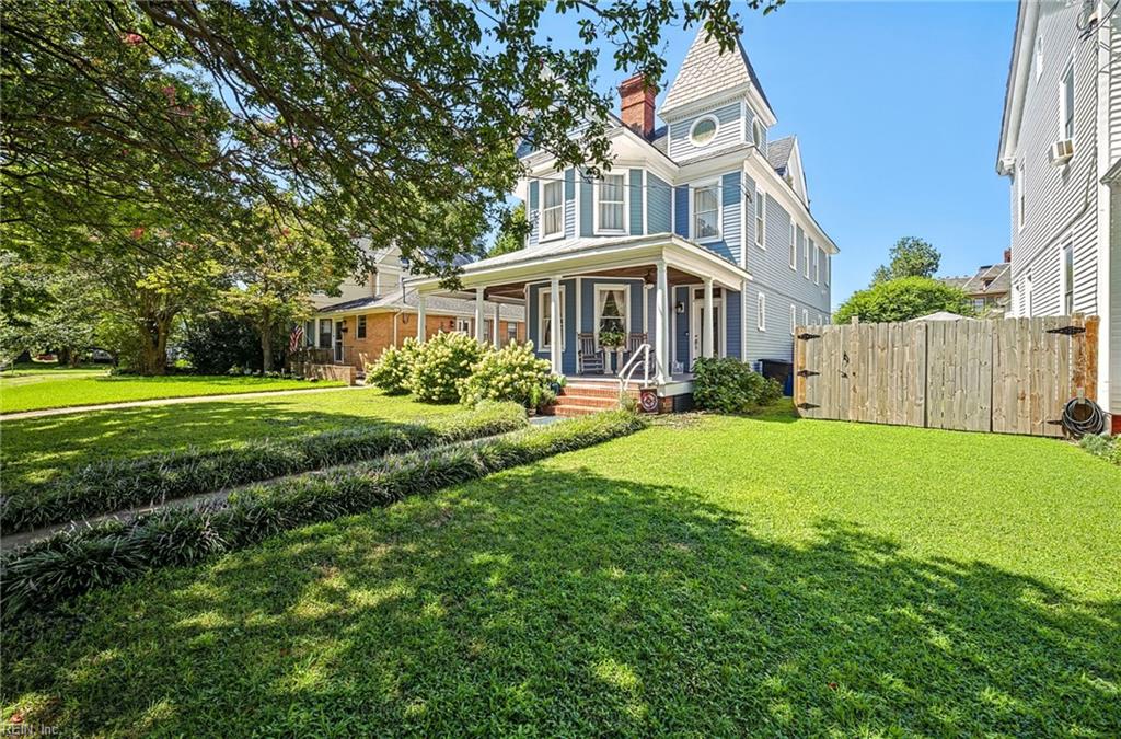 158 Broad St Property Photo 2