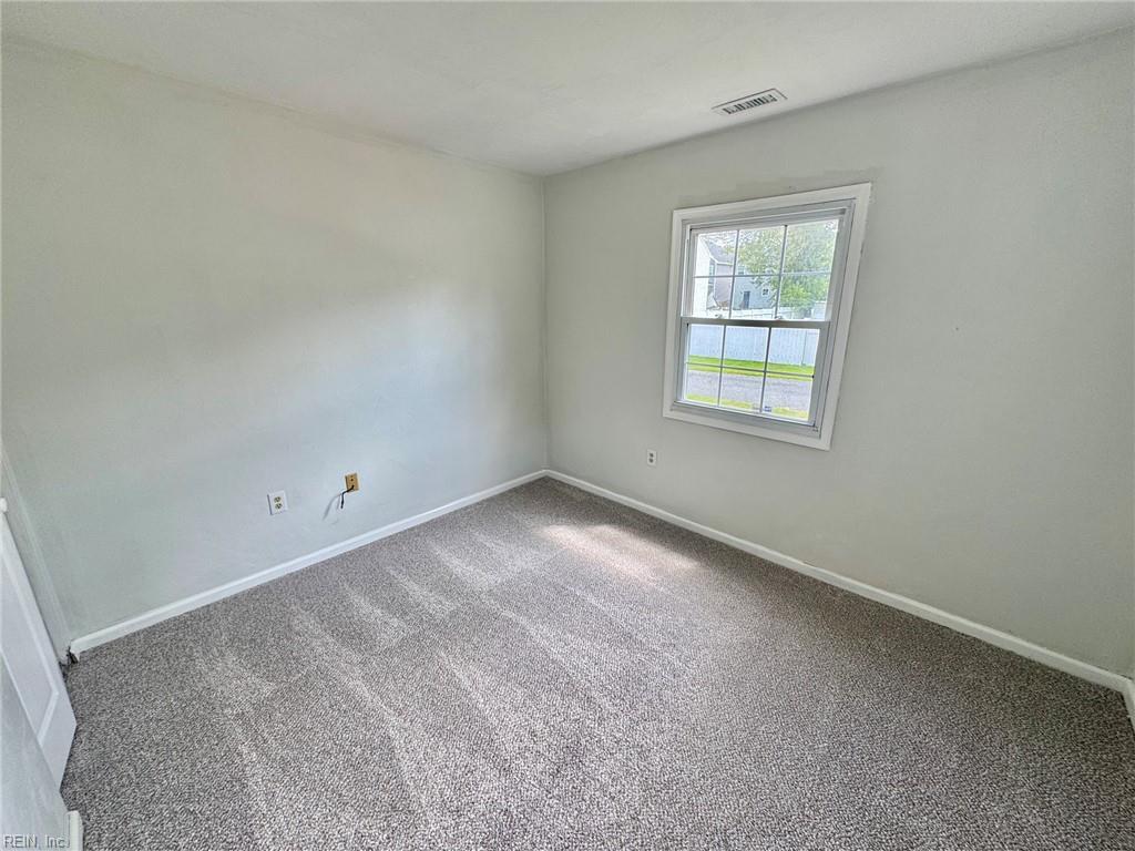 205 Gale Ave Property Photo 9
