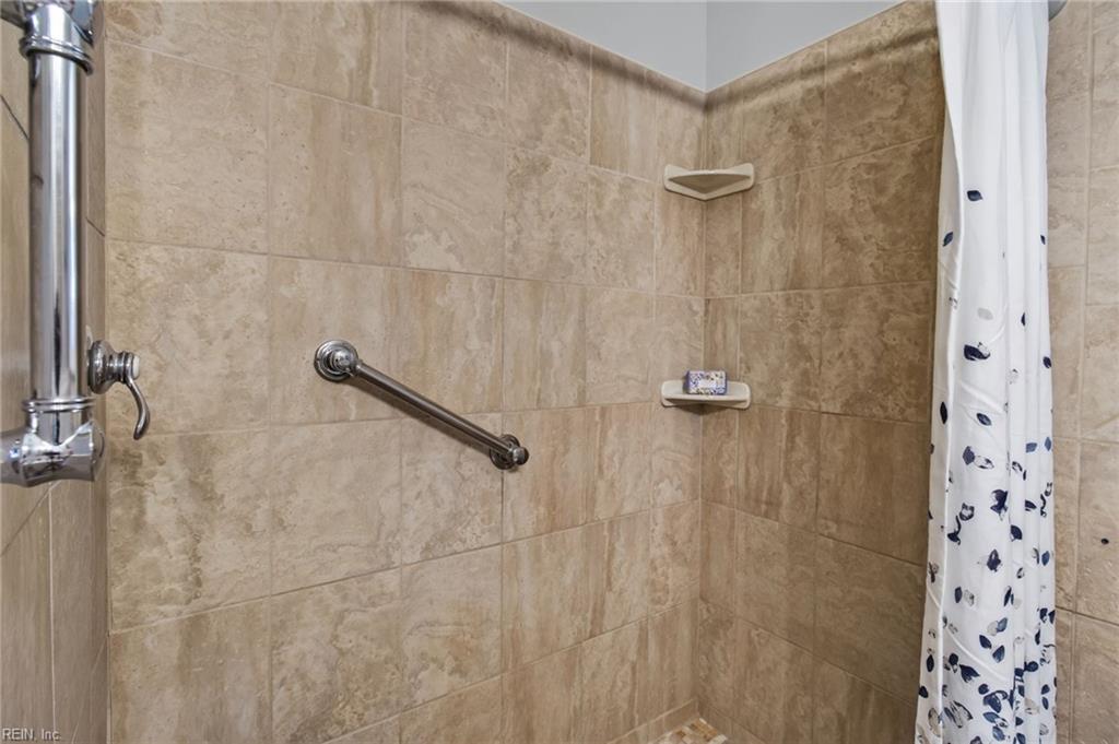 7845 Tarpon Pl Property Photo 18