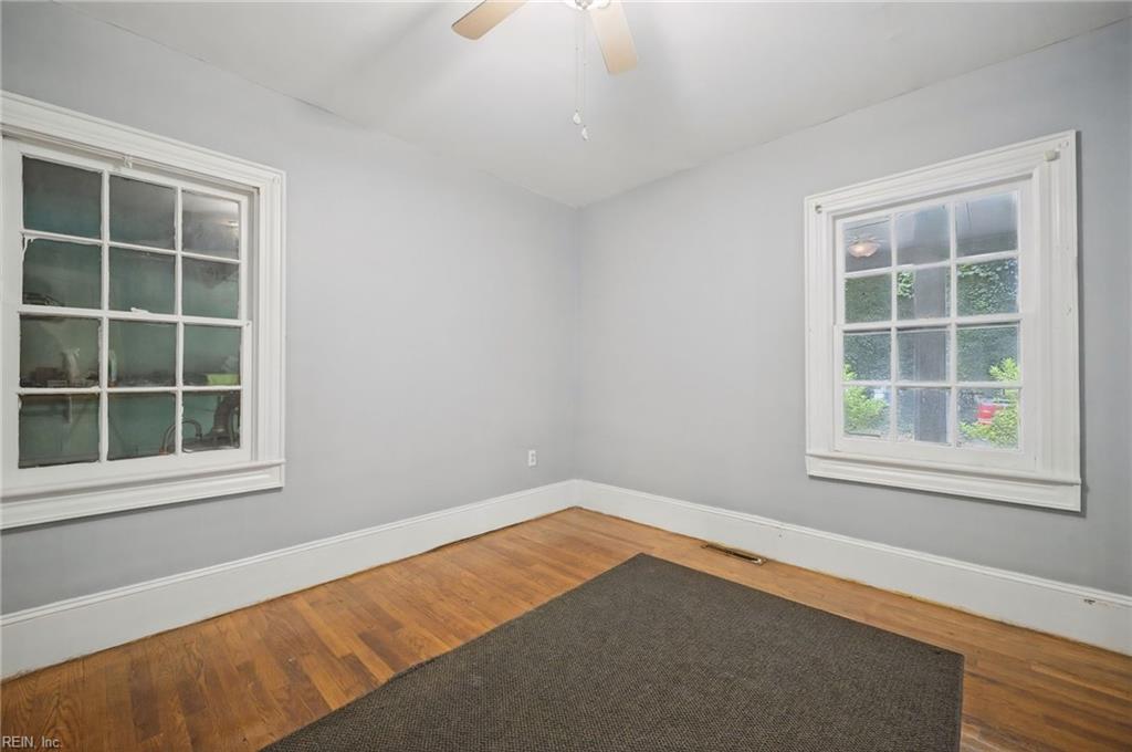 3824 Turnpike Rd Property Photo 12