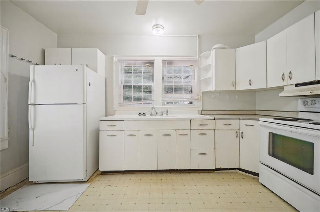 3824 Turnpike Rd Property Photo 14