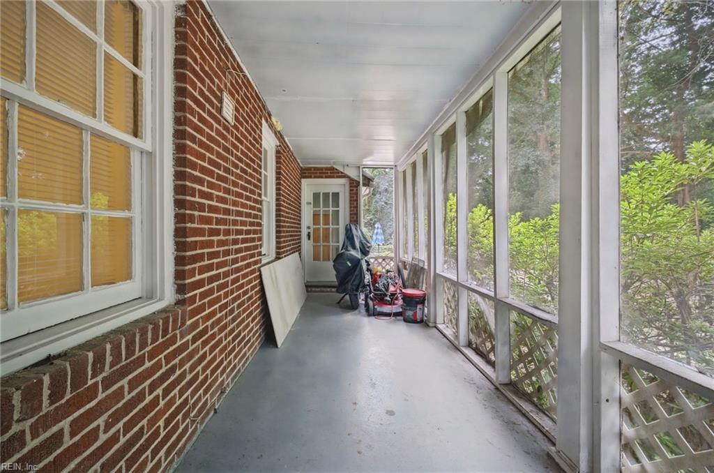 3824 Turnpike Rd Property Photo 17