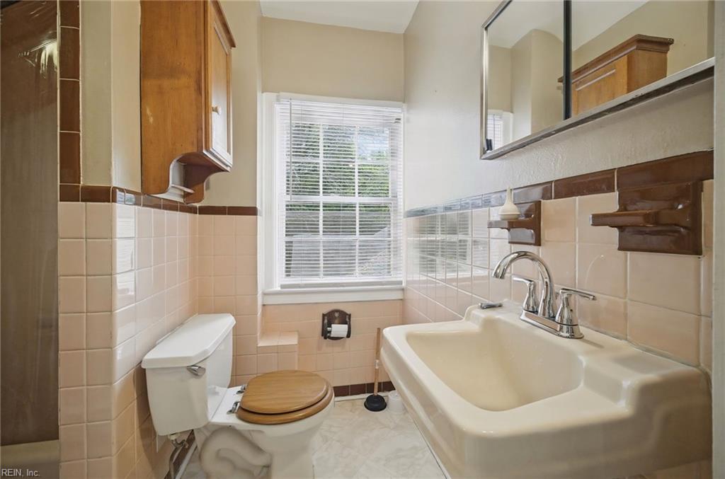 3824 Turnpike Rd Property Photo 33