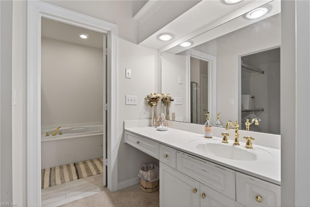 3232 Silver Sands Cir Property Photo 29