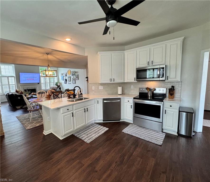 2600 Einstein Dr Property Photo 3