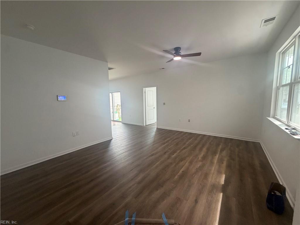 1440 Rollesby Way Property Photo 5