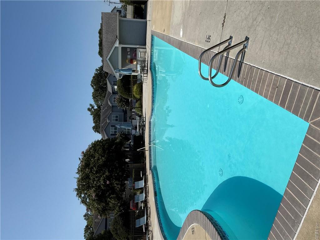 1440 Rollesby Way Property Photo 28