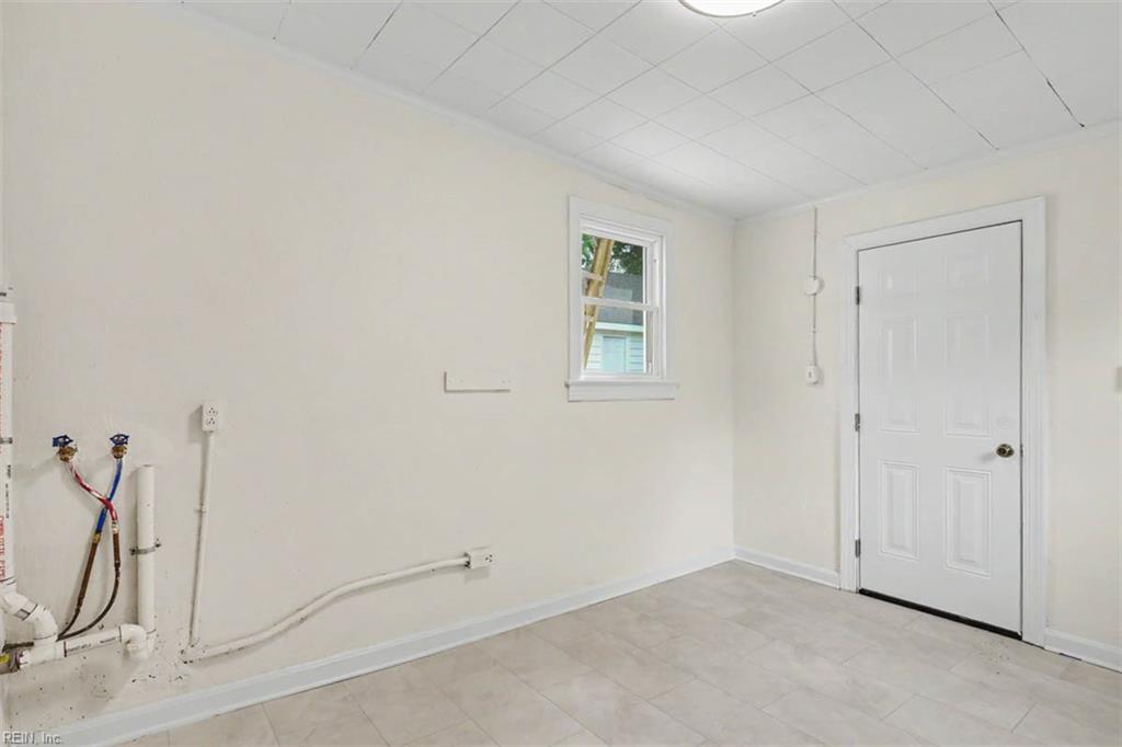 213 Brooke Dr Property Photo 23