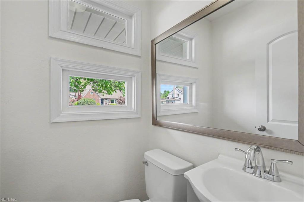 213 Brooke Dr Property Photo 24