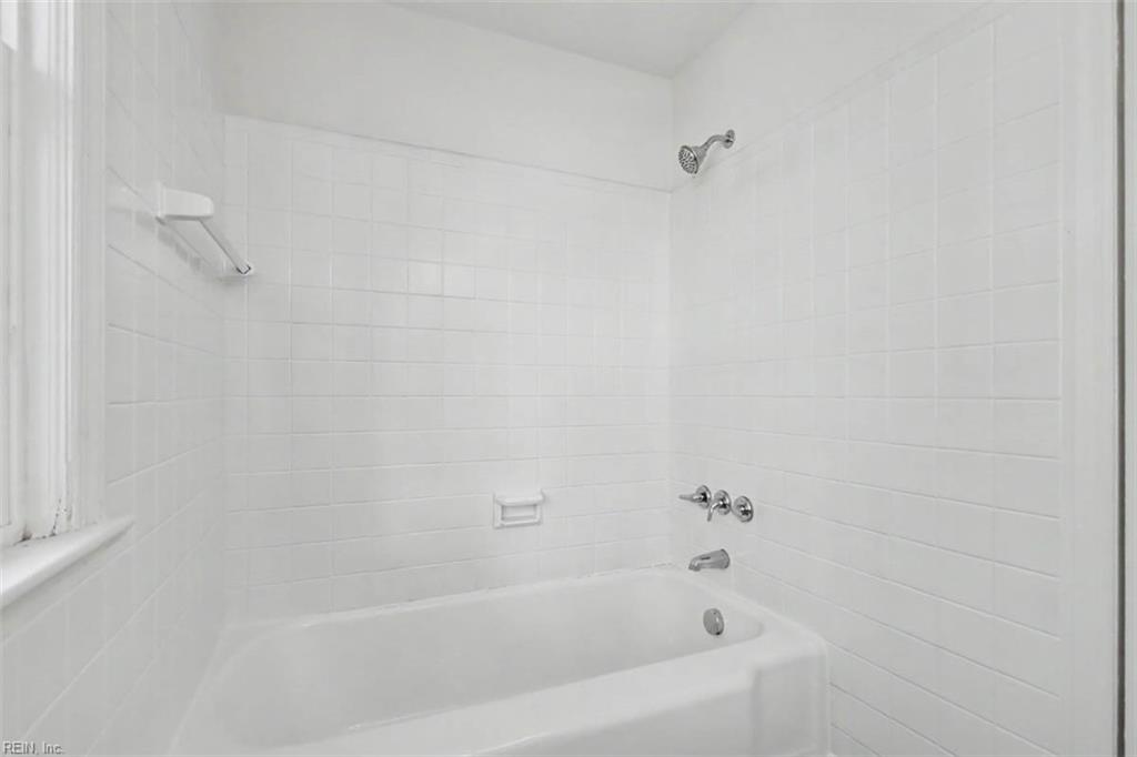 213 Brooke Dr Property Photo 31